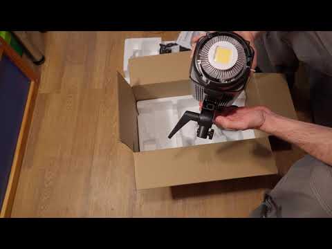 Видео: Тест, обзор студийного лед видео света godox sl150w LED.