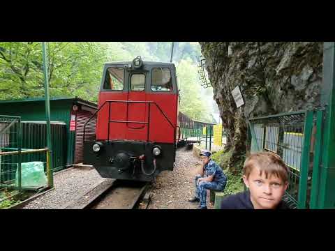 Видео: Путешествие в Ейск. Часть 5. Экскурсия из Ейска в Мезмай. Волшебные виды. +Минеральные ванны.