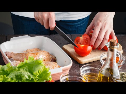 Видео: Вот так просто! 4 удивительных рецепта курицы запеченной с овощами. Рецепты от Всегда Вкусно!