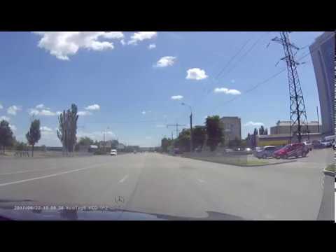 Видео: ДТП в Днепропетровске на набережной заводской 22.06.2017