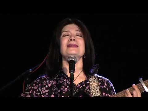 Видео: Просто замри  Стихи Мария Махова, музыка Эльмира Галеева Исп Э Галеева