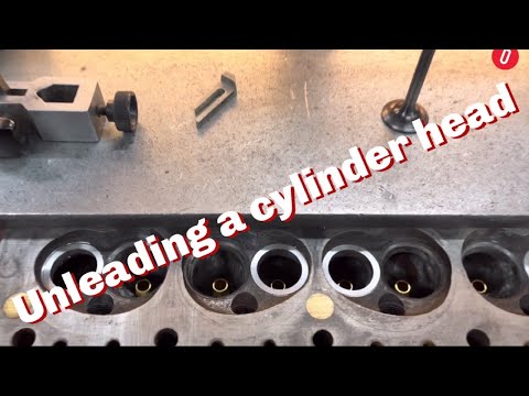 Видео: Хотите узнать, как использовать НЕЭТИЛИРОВАННОЕ ТОПЛИВО в старой головке блока цилиндров? Посмотр...