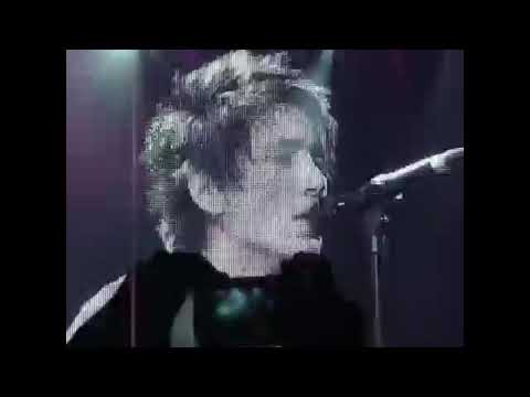 Видео: Земфира - Мачо (Санкт-Петербург, «Ледовый дворец» 23.03.2008)