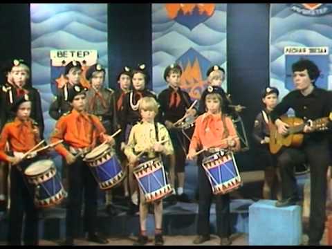 Видео: "Барабанщики, вперёд"