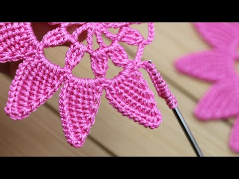 Видео: Очаровательный ЧУДО-ЦВЕТОК простое вязание крючком МК Beautiful Flower Crochet Pattern for beginners