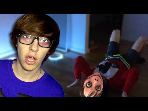 Видео: Здесь происходит что-то и пострашнее момо...