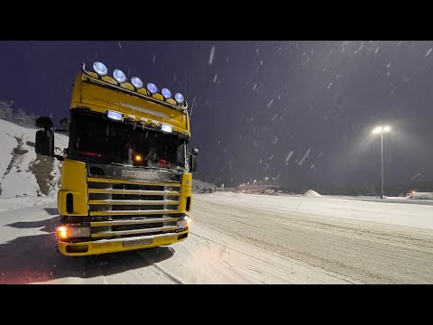 Видео: На Кольском-СКОЛЬЗКО / НАГРУЗИЛ ОСЬ / СЕВЕРНОЕ СИЯНИЕ