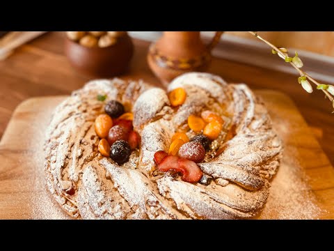 Видео: Гигантский Крендель Пирог Cake Очень нежный Простой рецепт Быстрый #крендель #croissant #buns