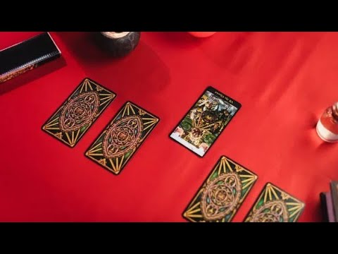 Видео: 🔮 НЕОЖИДАННО‼️💯  КТО В ВАС ВИДИТ ВЕДАЮЩУЮ ЖЕНЩИНУ (ВЕДЬМУ)‼️🔮 И ПОЧЕМУ ‼️