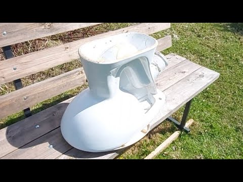 Видео: Если разбился унитаз не выбрасывайте его. Как склеить разбитый унитаз.