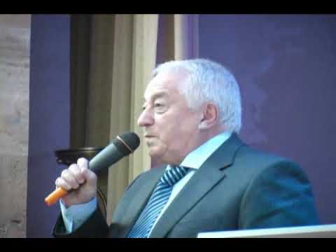 Видео: TEDxKyiv - Исаак Кушнир - Что значит быть учителем?