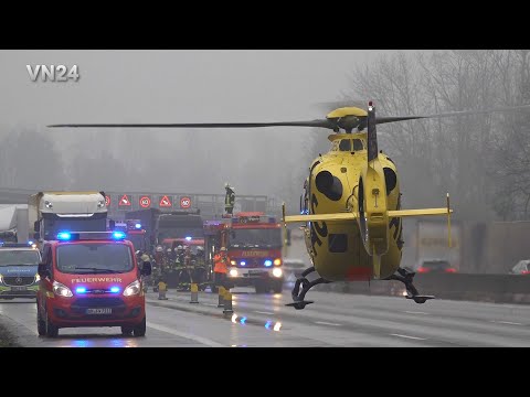 Видео: VN24 - Водитель грузовика долгое время застрял в кабине после удара сзади