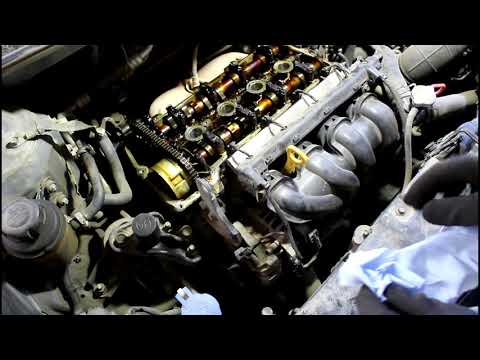 Видео: Замена клапана фазорегулятора и прокладки крышки клапанов на Hyundai Solaris 2012 г  Хендай Солярис