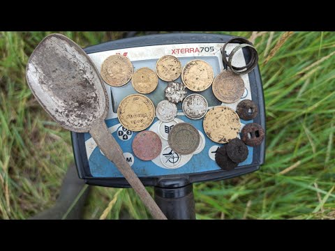 Видео: Коп монет на месте старой деревни. Снова серебро! Монеты в сохране