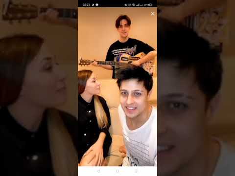 Видео: Хабиб и Наташа поцелуй