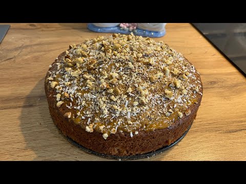 Видео: Пирог с вареной сгущенкой. Обалденно вкусный. Пальчики оближешь😋