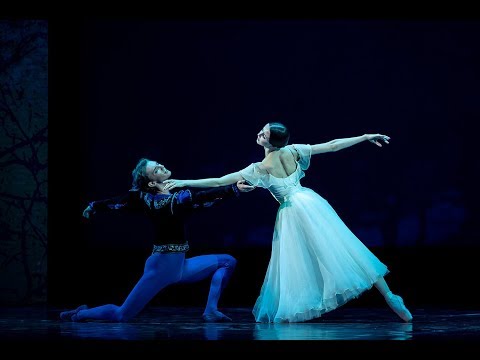 Видео: Па-де-де из балета «Жизель». Мария Ильюшкина и Джулиан Маккей