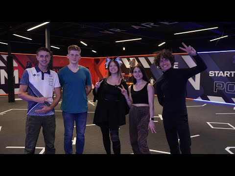 Видео: СКАЛОЛАЗЫ ПРОБУЮТ VR!