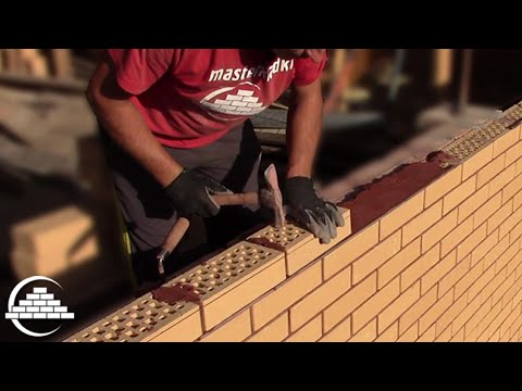 Видео: Кирпичная кладка клинкерного кирпича изнутри помещения - [masterkladki]
