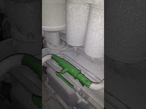 Видео: завоздушивание колорифера тепловоза тэм18дм