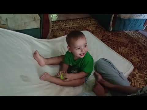 Видео: Если упадëшь не плачь а встань