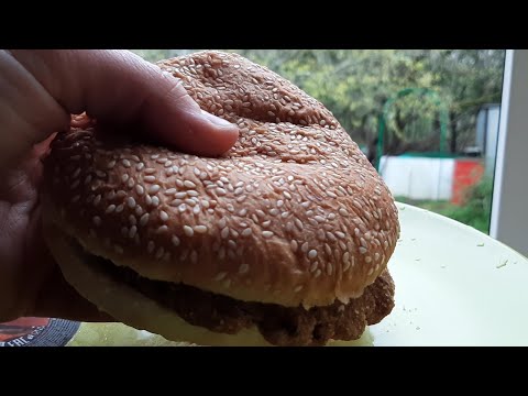 Видео: Бургер из Ашана (Сытно Вкусно) Сергиев-Посад обзор #обзор
