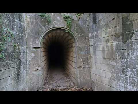 Видео: Помещения в горе. 1часть