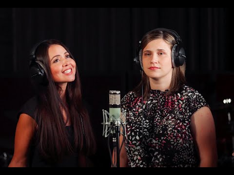 Видео: Serge & Laura Mukha feat. Alina Donica: Песня "Молись и Не Сдавайся" (Official Video 2021)