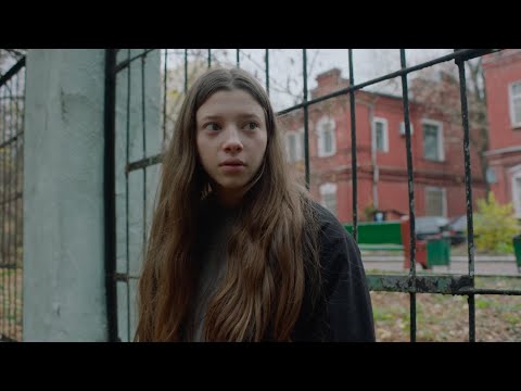 Видео: САМА ДУРА 2 сезон 4 серия - КРИС НЕУДАЧНО КОСИТ ОТ КОНТРОШИ