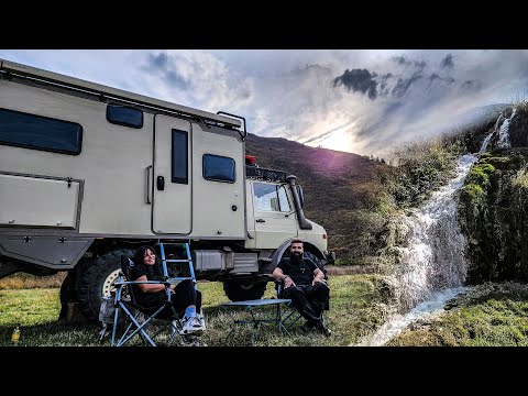 Видео: МЫ РАЗБИЛИ ЛАГЕРЬ В ПУСТЫННОЙ ДОЛИНЕ НА БОЛЬШОЙ ВЫСОТЕ