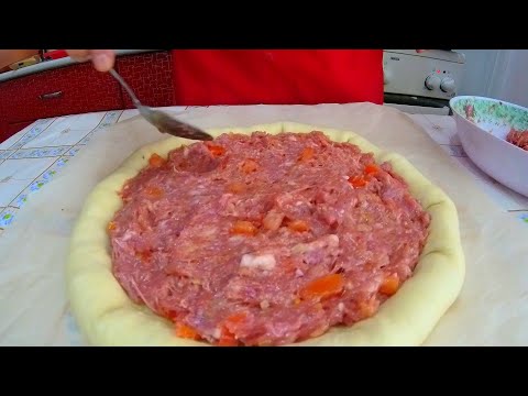 Видео: Живём в деревне! \ Мясной пирог \ Удачный рецепт!