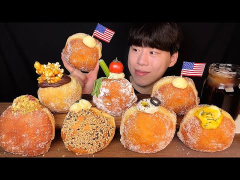 Видео: SUB) Шоу поедания корейских десертных пончиков│Korean dessert creamy bread donut mukbang asmr