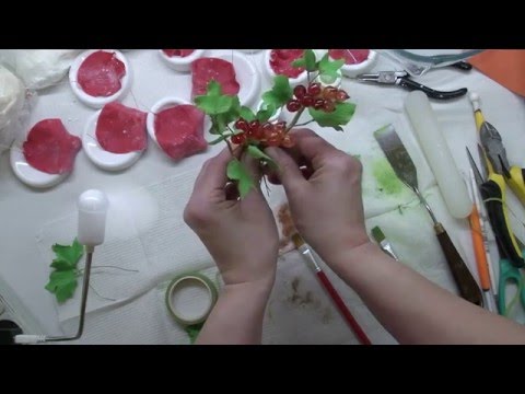 Видео: Торт "Витраж" часть 2. Роза, листья винограда и другие цветы.
