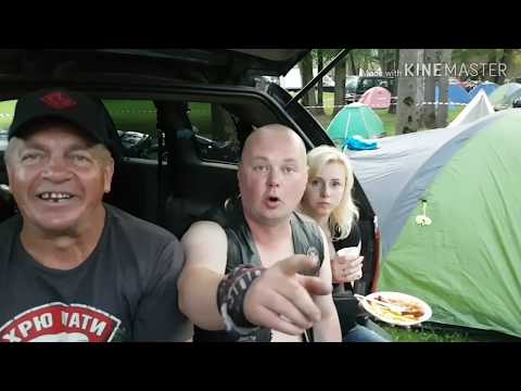 Видео: Honda Goldwing 1500 на автомобильном колесе.