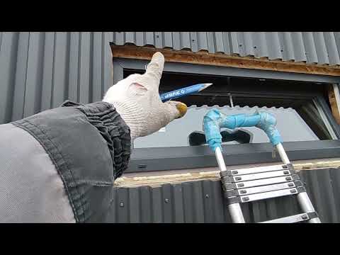 Видео: Гараж барн 11 серия - установка окна и отливов #барн