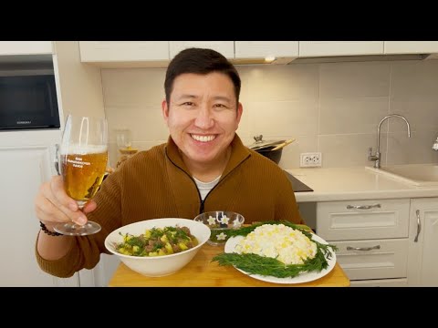 Видео: МУКБАНГ САМ ПРИГОТОВИЛ САМ СЪЕЛ🤭😄 КАРТОШКА С МЯСОМ КРАБОВЫЙ САЛАТ Mukbang не асмр