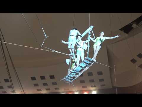 Видео: «Воздушный полет» КНДР. “Flying Trapeze”, DPR Korea