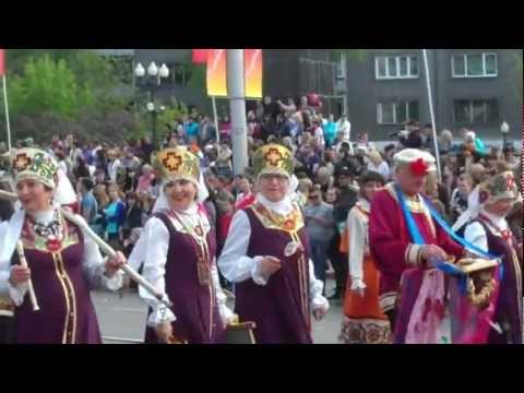 Видео: Иркутск. 2 июня 2012. День города. Карнавал
