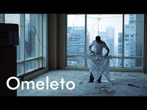 Видео: ВЕРХНИЙ ЭТАЖ | Omeleto