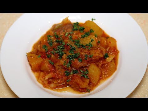 Видео: Капуста тушеная с мясом и картошкой. Жаркое с капустой.