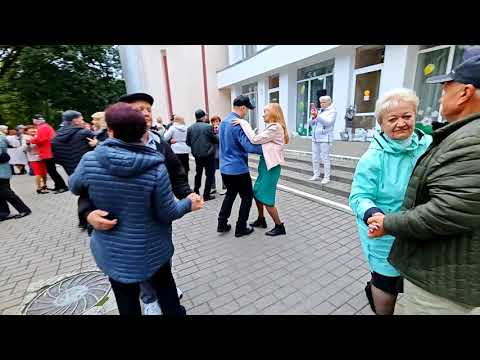 Видео: 5.10.25г... "Обними Меня Пожалуйста, Поцелуй в Последний раз"... Гомель... 