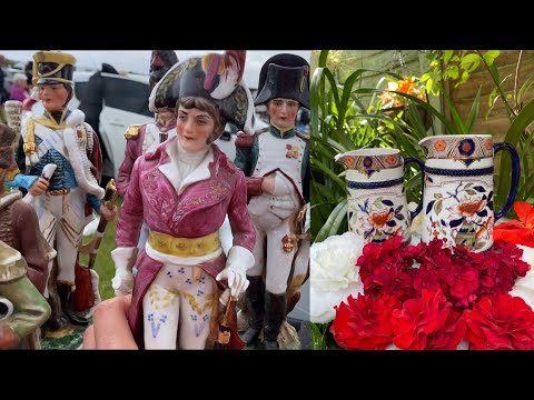 Видео: Барахолка АНГЛИЯ 🇬🇧 Статуэтки  Capodimonte Soldier Антиквариат КУВШИНЫ Flea Market UK 🇬🇧