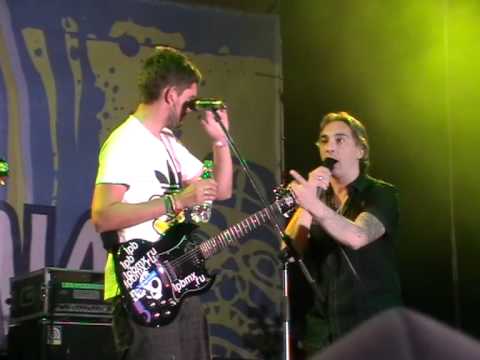 Видео: Noize MC - Фристайл, 3П, Жечь Электричество @ Соседний Мир 2011