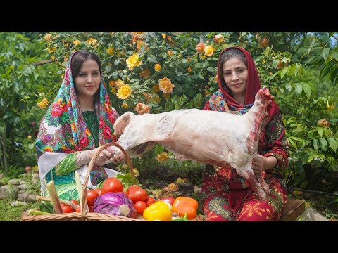 Видео: Кузулу Поло! Ягненок с фирменным пловом из риса, изюма и сливы ♧ Влог о деревенской кулинарии