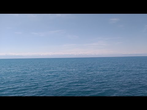 Видео: Кайфовая, лечебная вода. Красивые виды. Озеро Ысык-Кол, Иссыкуль, Чон-Сары-Ой. Дом отдыха Алтын Кум.