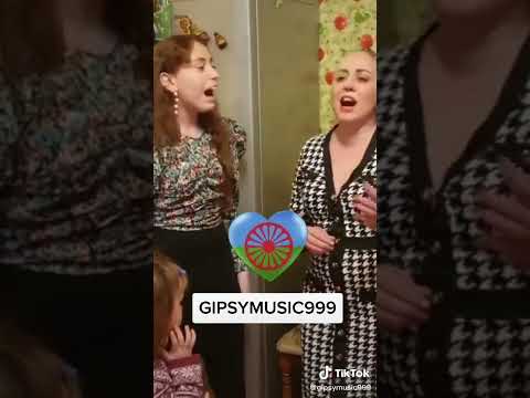 Видео: ЦЫГАНКА КЛАССНО СПЕЛА!!!《МНЕ НЕ БОЛЬНО》