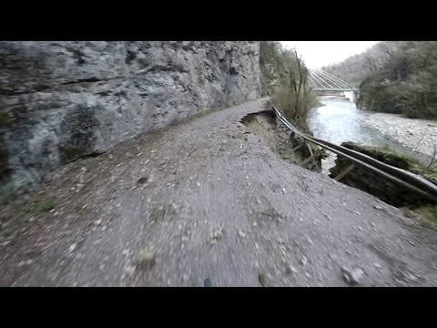 Видео: Старая заброшенная дорога Адлер -  Красная Поляна