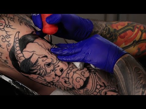 Видео: Иван Хоттабыч - Мастер Японской татуировки в Москве / Тату рукав  за 3 сеанса!