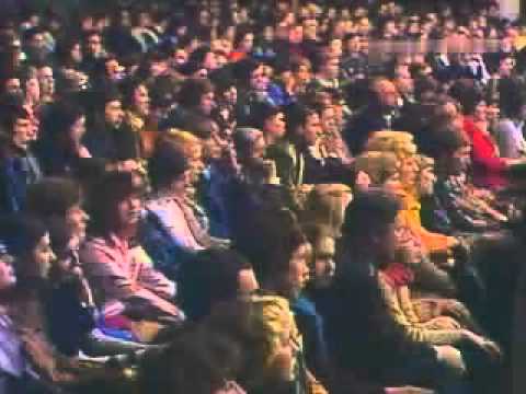 Видео: Леонид Чижик на передаче Вокруг смеха