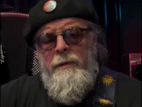 Видео: Голубой Огонёк  /  Борис Гребенщиков